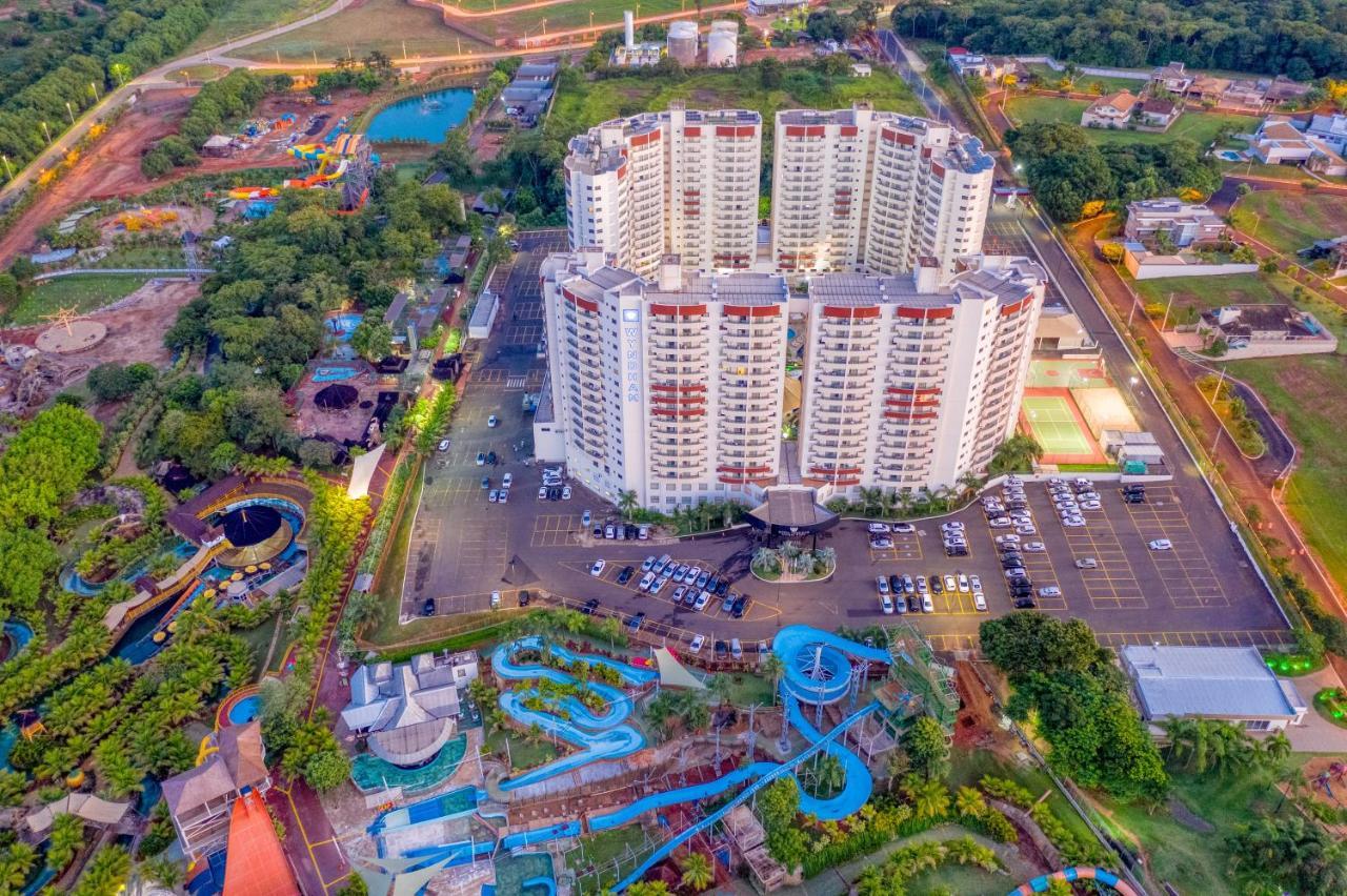 Wyndham Olimpia Royal Hotels Eksteriør bilde Aerial view of the complex