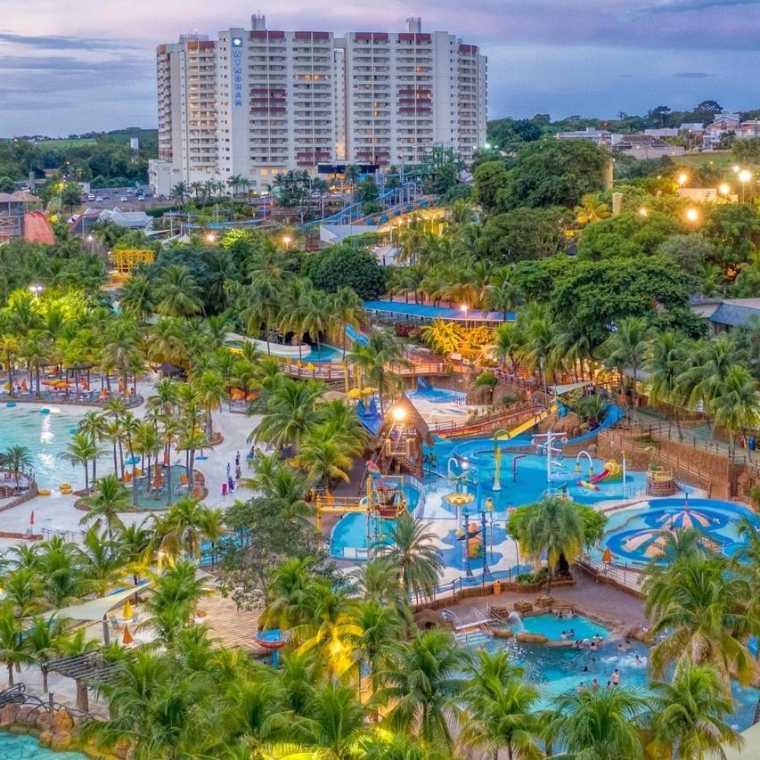 Wyndham Olimpia Royal Hotels Eksteriør bilde Aerial view of Splash Island