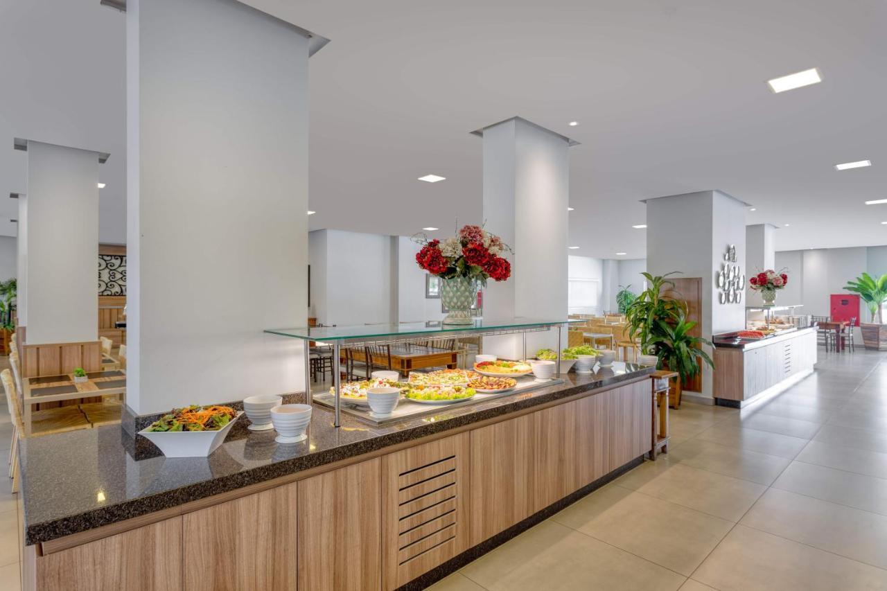 Wyndham Olimpia Royal Hotels Eksteriør bilde Restaurant